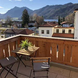 Berg Und Apartment